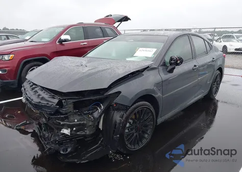 2025 Toyota Camry Le z USA, uszkodzony, nr VIN 4T1DAACK7SU085248